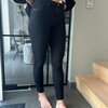 Skinny broek VS miss in zwart met rafeltjes onderkant