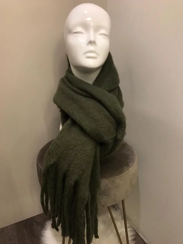 Sjaal in kaki kleur