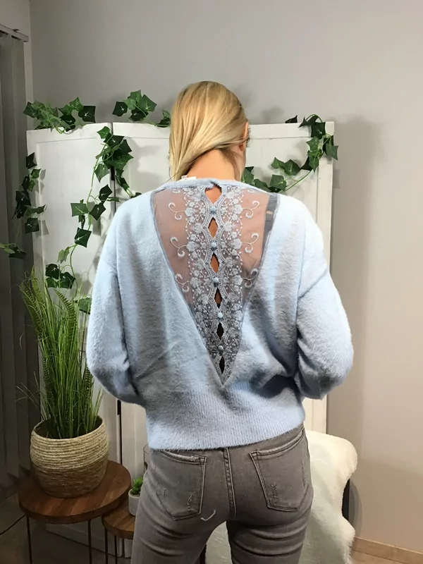 Pull blauw met kant op de rug