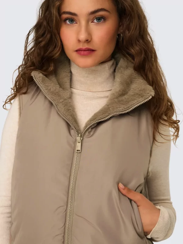 Only body revesible model dana in beige