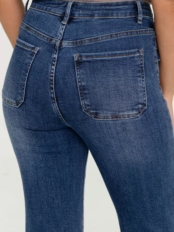 Jeans rechte pijp in mid blauw