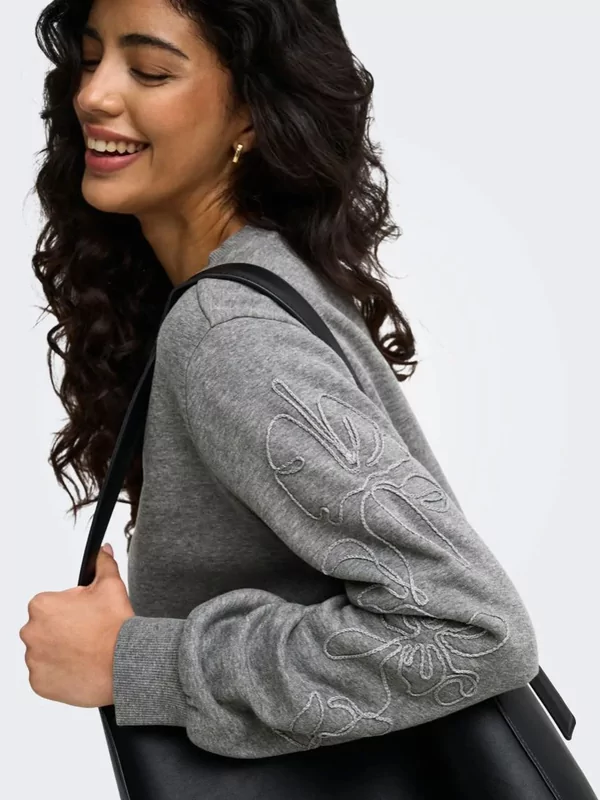 Jdy sweater model Mesa met fantasie op de mouw in grijs