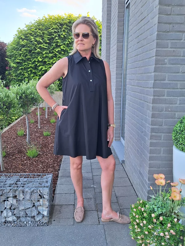 Kleedje in zwart