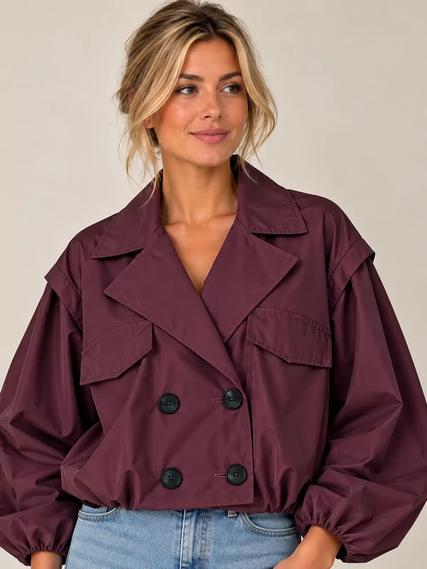 Korte trench coat in burgundy