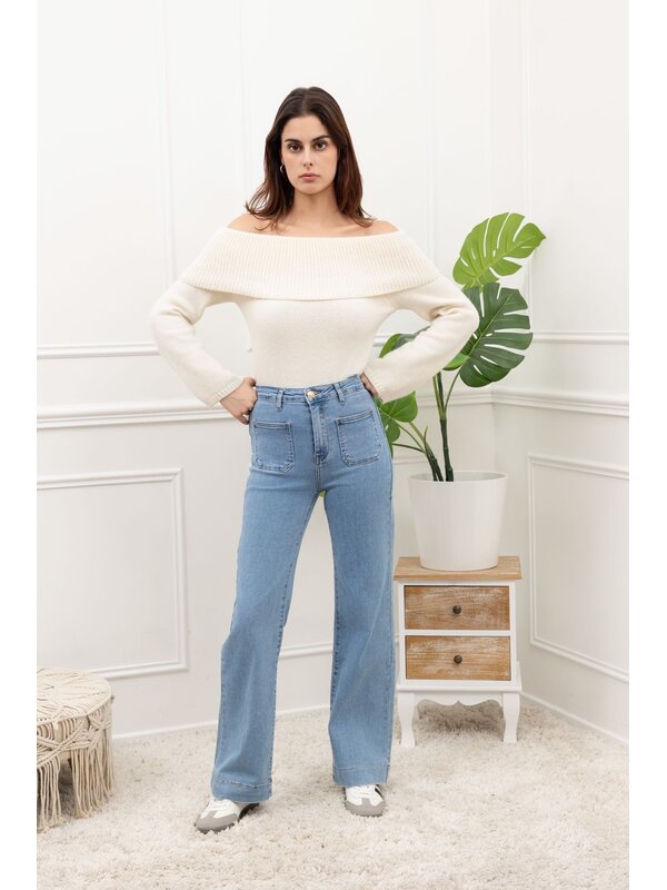 Flare jeans met zakjes aan de voorkant in mid blauw