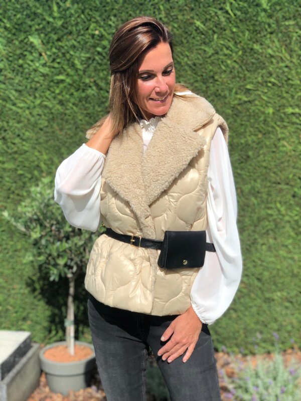 Body warmer in beige