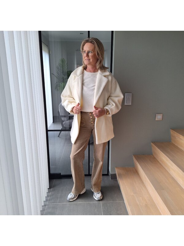 Geklede jas in beige