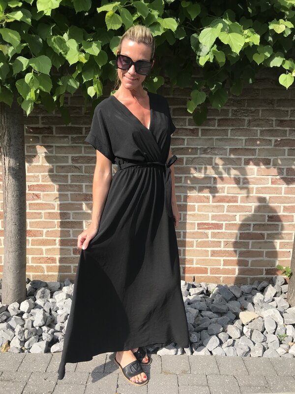Vergadering Bouwen statistieken Lang kleed in zwart | Diva Fashion