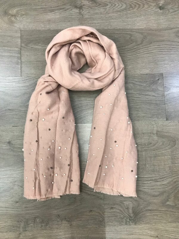 Roze sjaal met parels