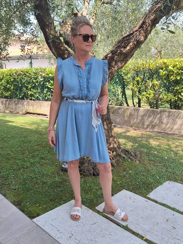 Jeans kleedje light met bind riem
