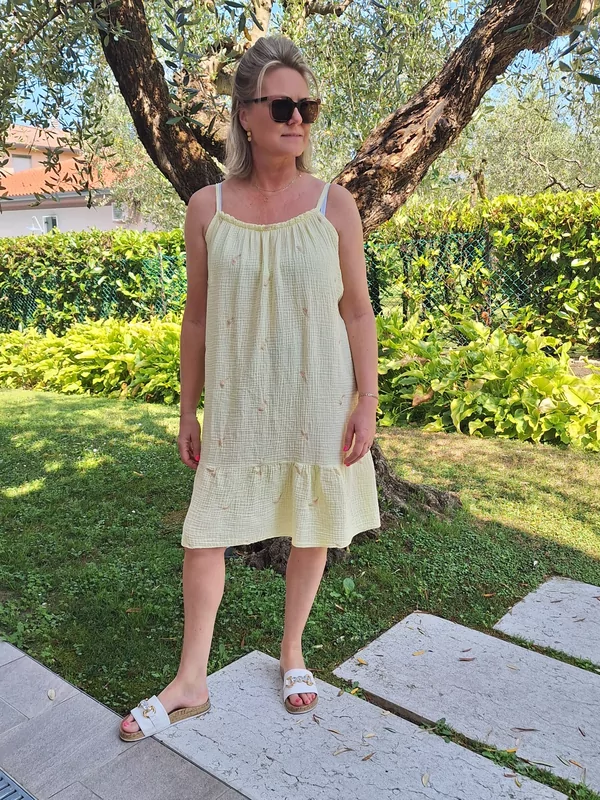 Geel kleedje in soft katoen