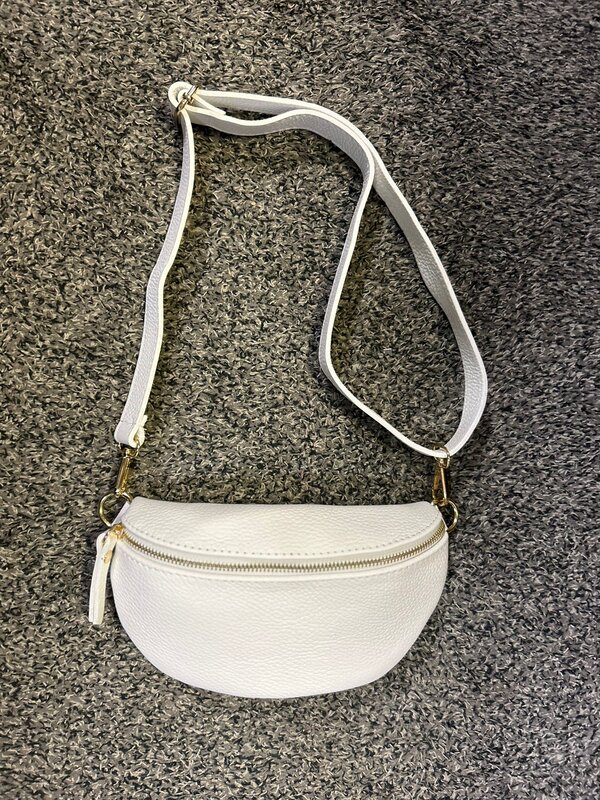 Cross bag in wit echt leder met gouden rits
