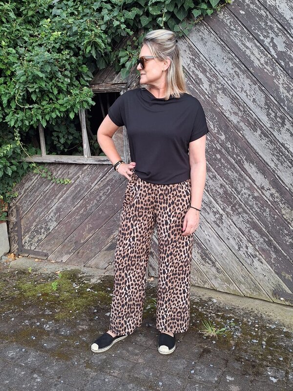 Broek in leopard printje