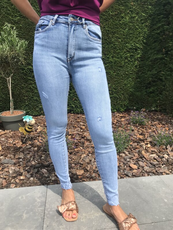 Blauwe lichte jeans skinny en hoge taille