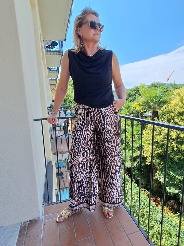 Broek in leopard printje met elastiek