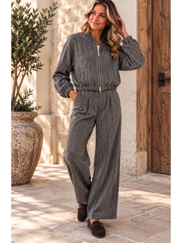 Vestje met streepje in taupe