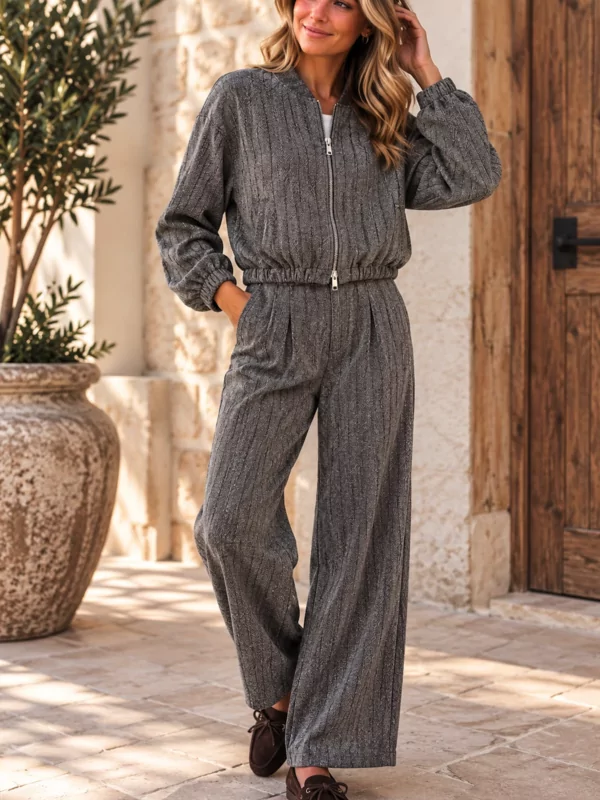 Vestje met streepje in taupe