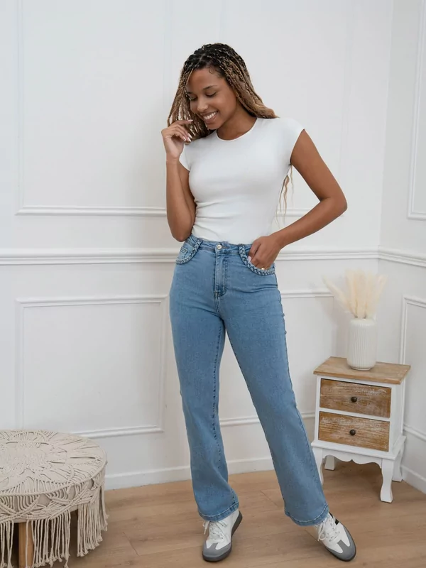 Flaired jeans in mid blauw
