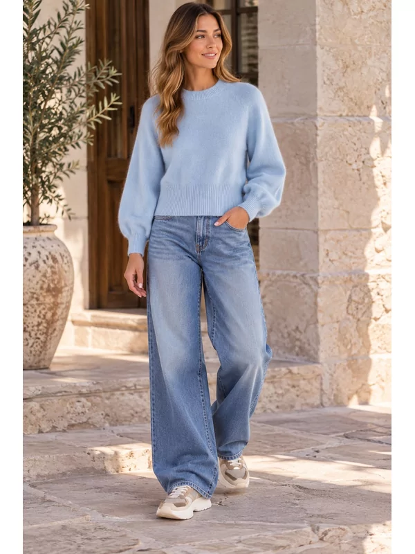 Zachte pull in licht blauw