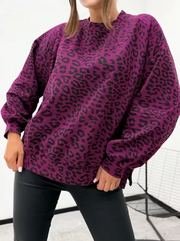 Sweater printed in fuchsia leopard print