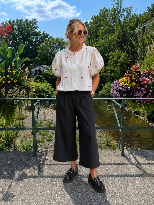 Zwarte losse 3/4 broek