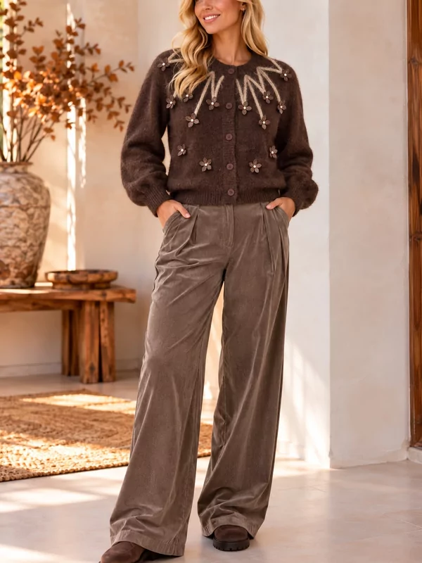 Pull / cardigan in bruin