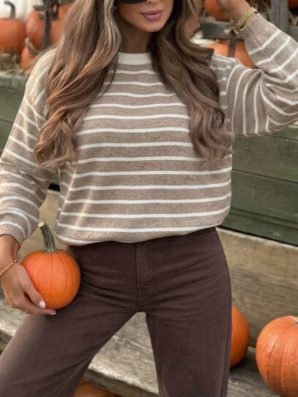 Pull in beige ecru streepje