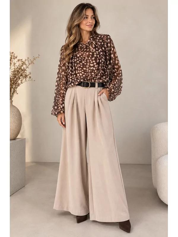Losse broek met riem in beige