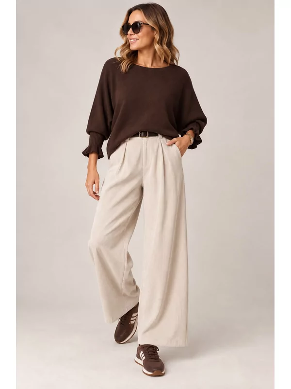 Pull met speciale mouw in bruin