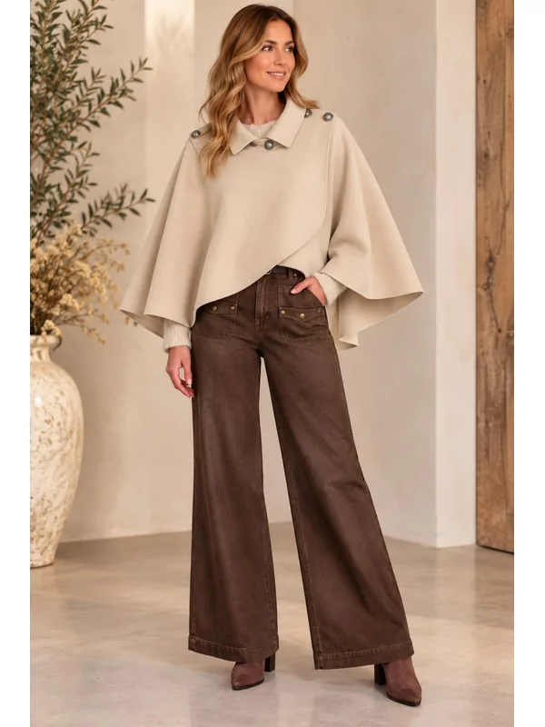 Cape in beige